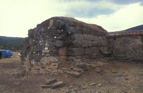 Ausgrabung der westgotenzeitlichen Kirche von Portera, Extremadura (Spanien)